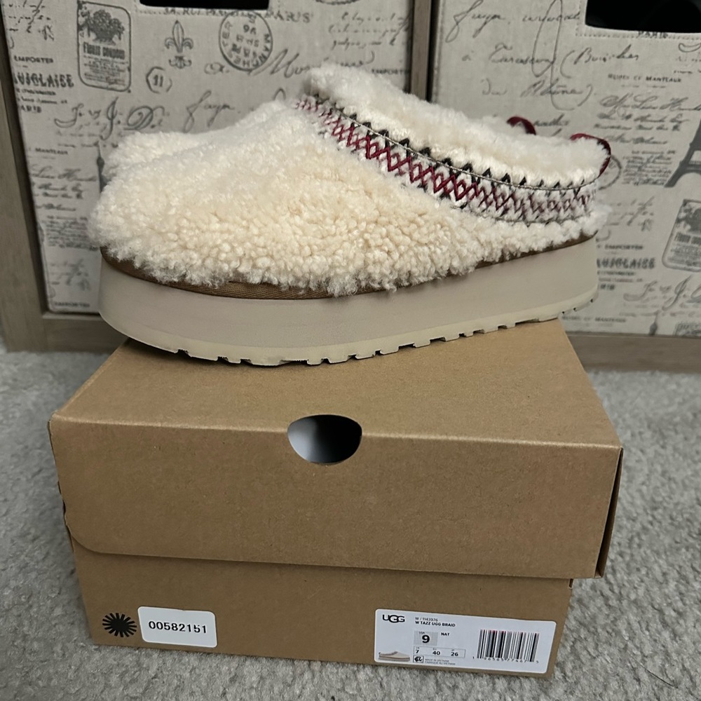 Ugg Braid Shearling Fur Tazz {size 9 women}